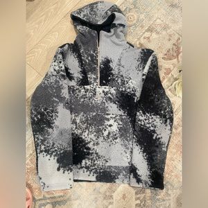 Mens Nike Medium Sherpa pullover like new